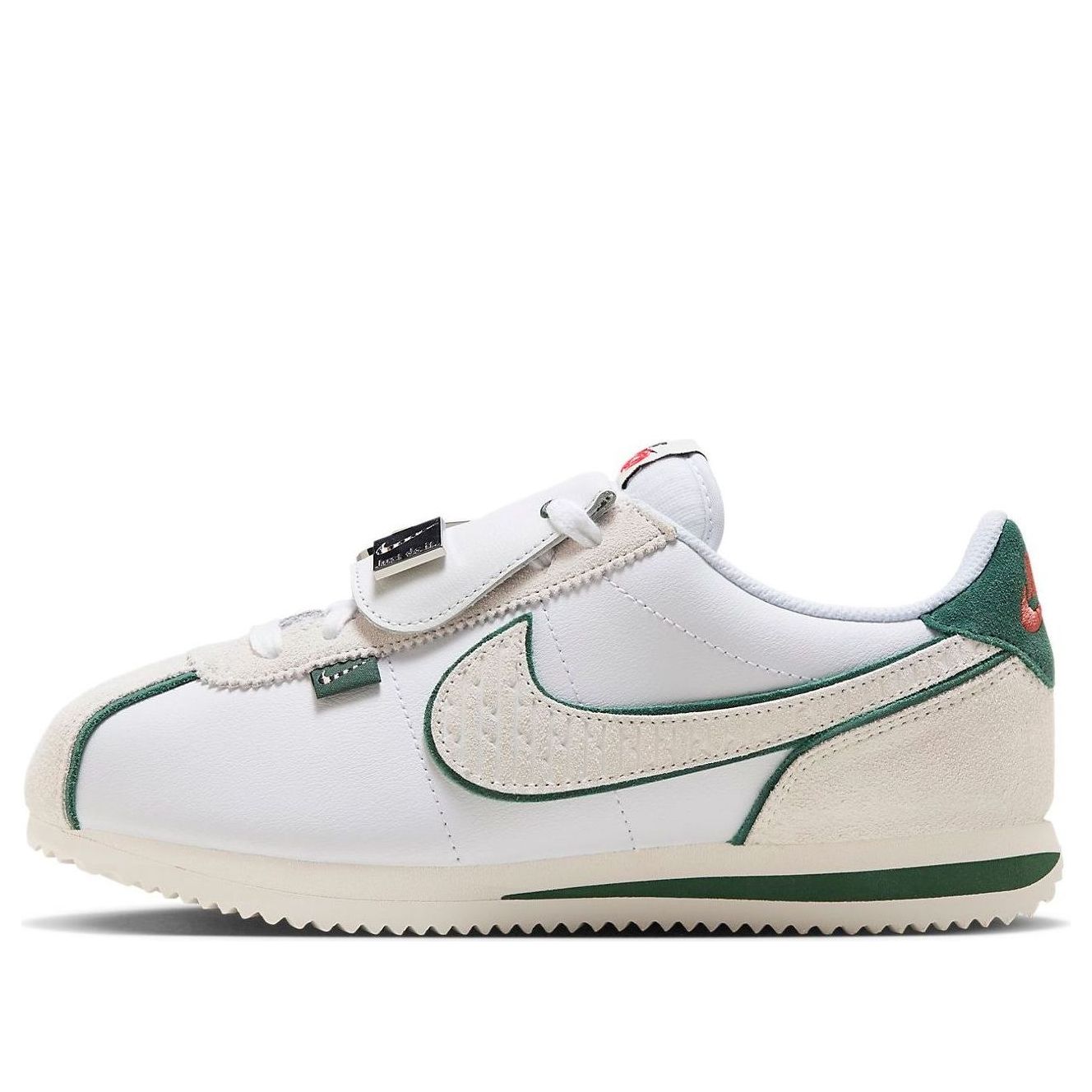 Cortez 'All Petals United White Green'