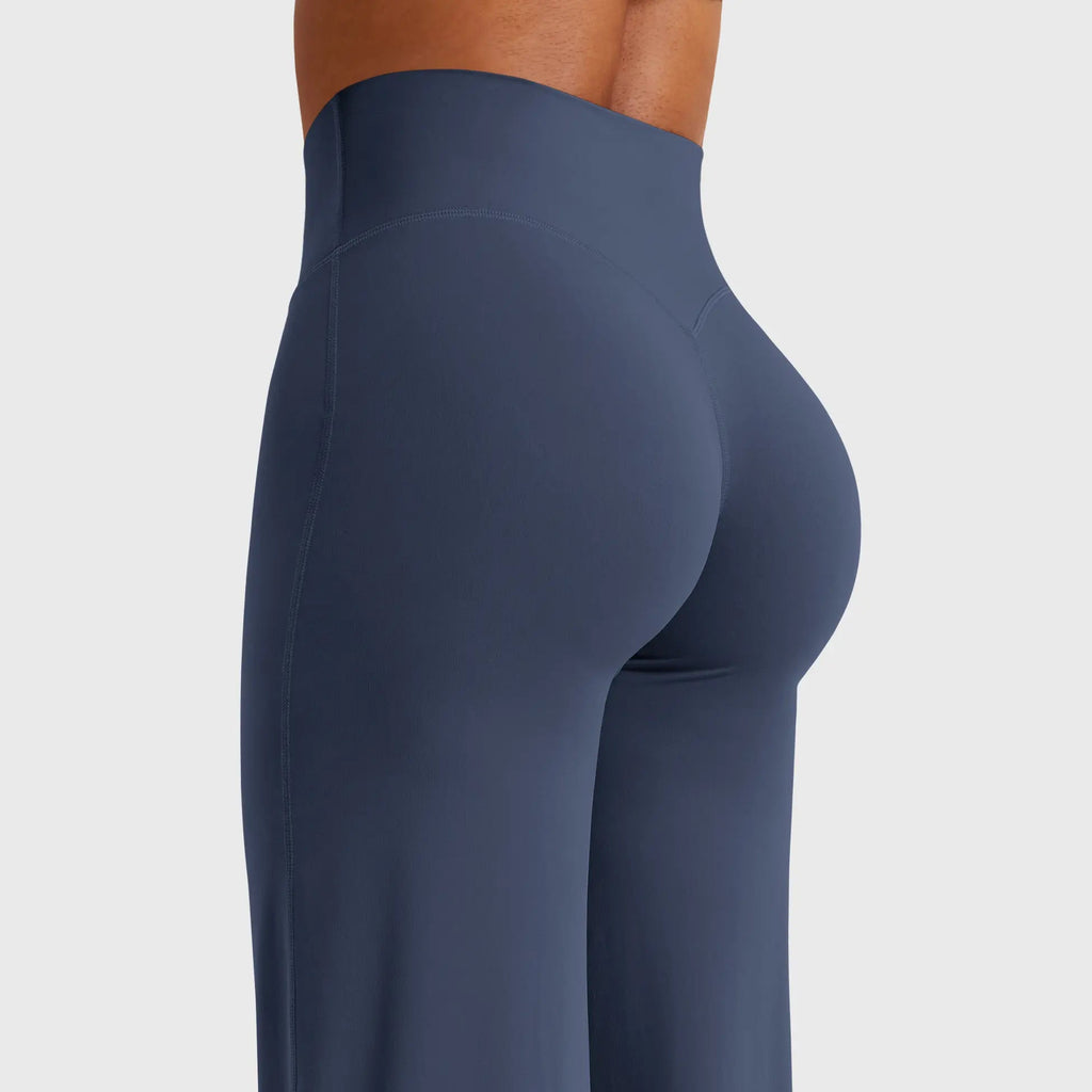 Seamless Straight-Leg Yoga Pants