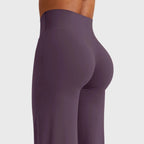 Seamless Straight-Leg Yoga Pants