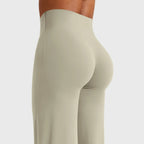 Seamless Straight-Leg Yoga Pants
