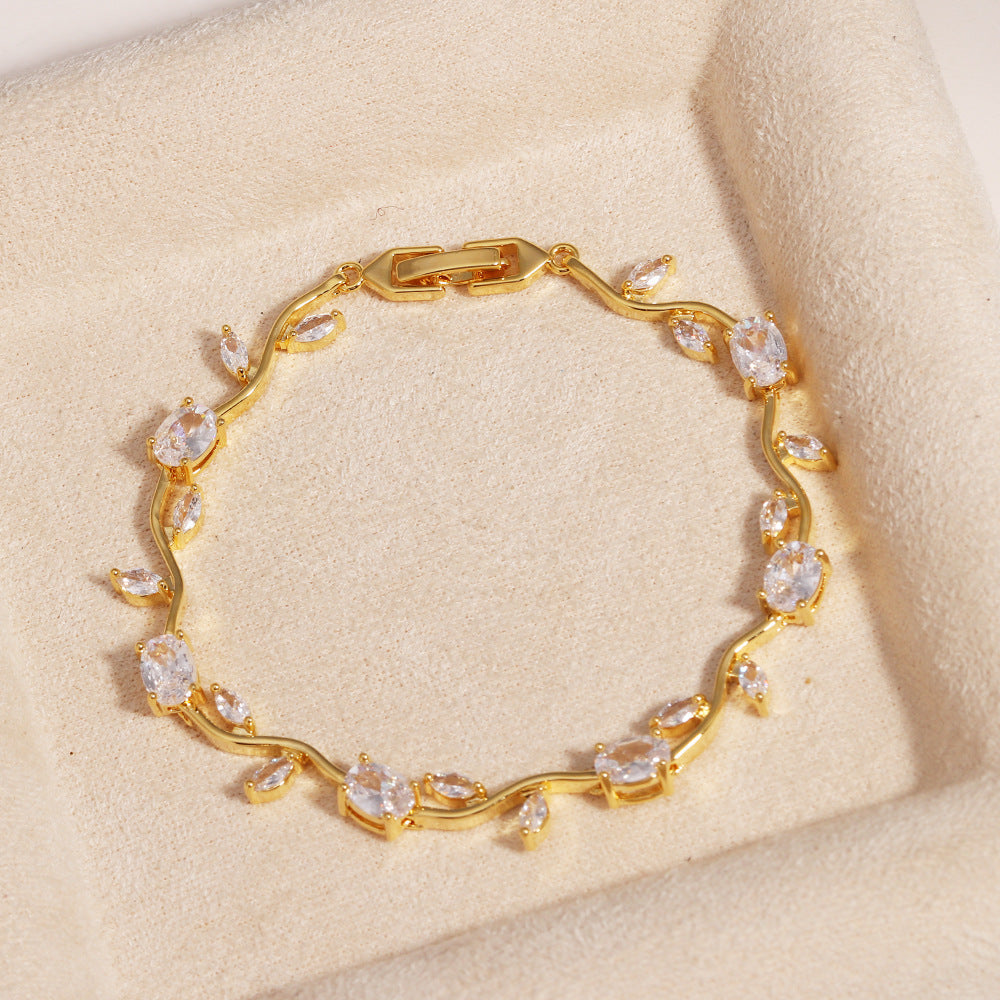 Romantic Rose Bracelet